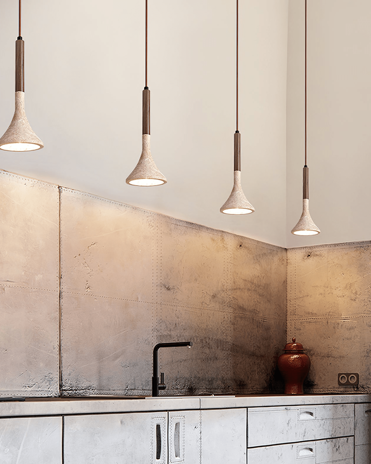 Lámpara Colgante Travertino | Diseño Minimalista Con Detalles De Madera-Lamp-SeemSeem
