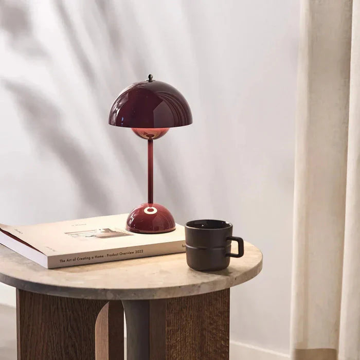 Lámpara de mesa inalámbrica de diseño minimalista - Image 6