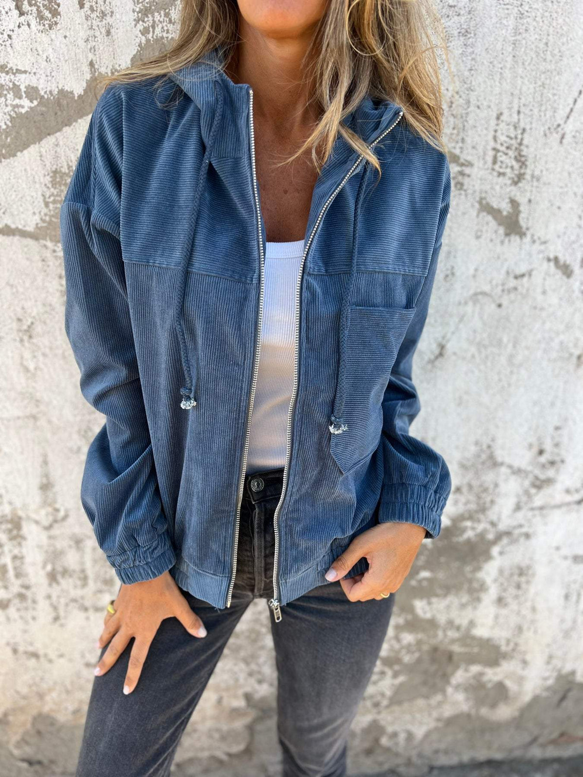 Chaqueta Con Capucha Para Mujer | Pana · SeemSeem