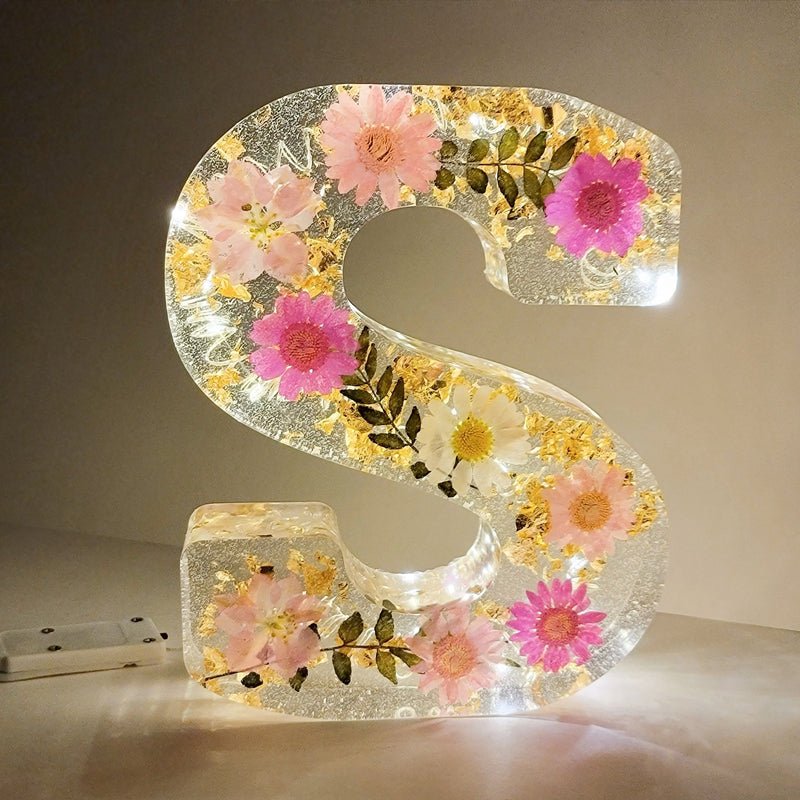 Lámpara De Letra Decorativa | Flores Prensadas · SeemSeem