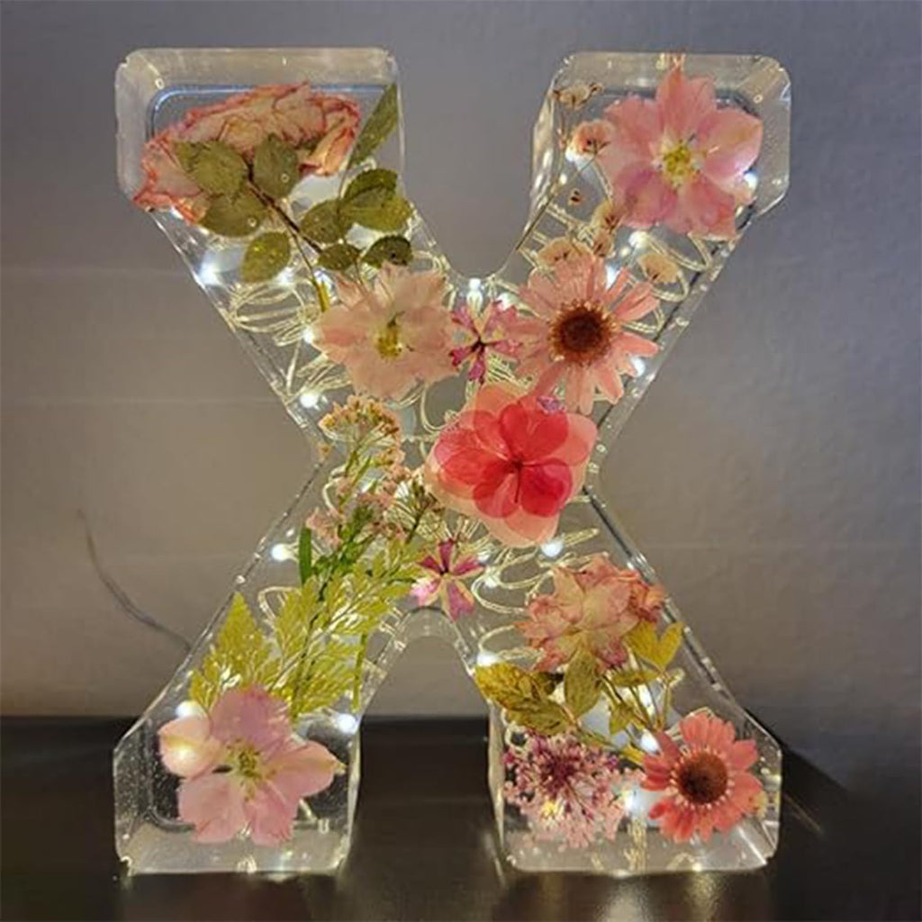 Lámpara De Letra Decorativa | Flores Prensadas · SeemSeem