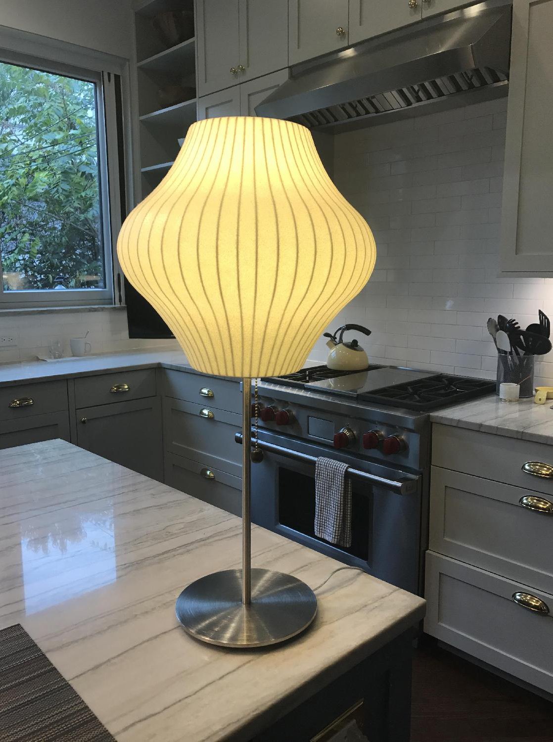 Lámpara De Mesa Nórdica | Pantalla Esférica · SeemSeem