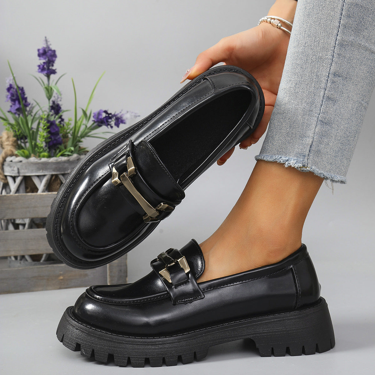 Loafers Con Plataforma Para Mujer | Detalle Metálico · SeemSeem